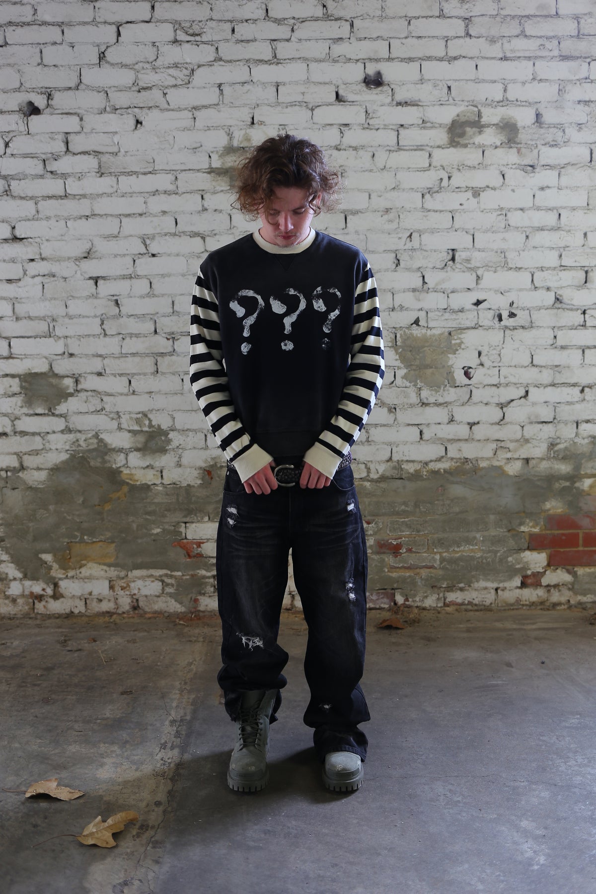 Lost Crewneck (Pre-Made)